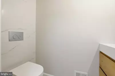 12136 Westwood Hills Drive, Herndon, VA 20171 - Photo 25