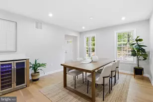 12136 Westwood Hills Dr, Herndon, VA 20171 - Photo 11
