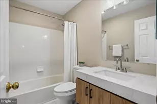 1253 Wild Hawthorn Way, Reston, VA 20194 - Photo 31