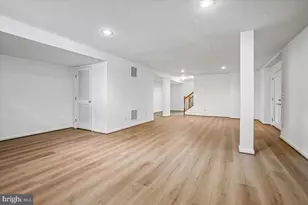 8558 Fisher Woods Dr, Lorton, VA 22079 - Photo 61