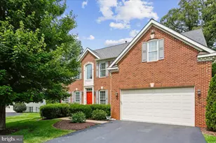 8558 Fisher Woods Dr, Lorton, VA 22079 - Photo 1