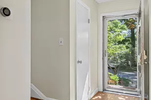 7611 Tiverton Dr, Springfield, VA 22152 - Photo 3