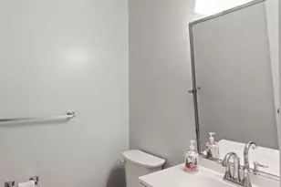 1824 Abbey Oak Dr, Vienna, VA 22182 - Photo 39