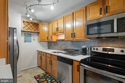 2059 Huntington Avenue #614, Alexandria, VA 22303 - Photo 3