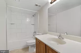 3800 Powell Ln, Falls Church, VA 22041 - Photo 13