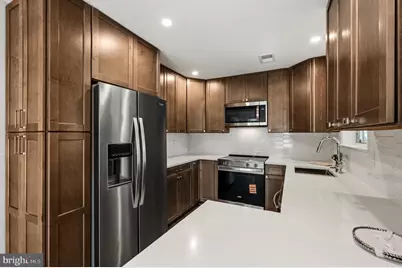 11026 Villaridge Court, Reston, VA 20191 - Photo 11