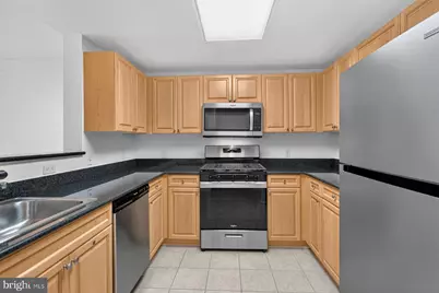 2726 Gallows Road #101, Vienna, VA 22180 - Photo 3