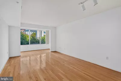2726 Gallows Road #101, Vienna, VA 22180 - Photo 5