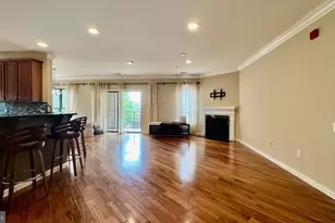 8435 Peace Lily Ct, Lorton, VA 22079 - Photo 7