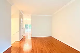 1274 Vintage Pl, Reston, VA 20194 - Photo 3