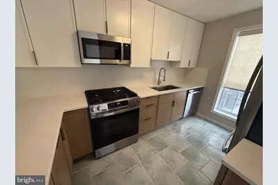 10050 Oakton Terrace Road, Oakton, VA 22124 - Photo 5