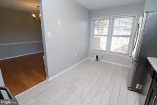 10320 Colony Park Dr, Fairfax, VA 22032 - Photo 11
