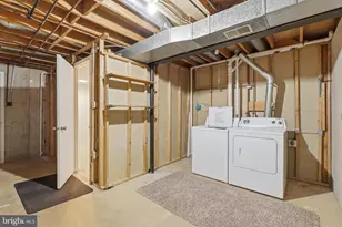 10320 Colony Park Dr, Fairfax, VA 22032 - Photo 19