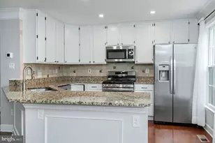 9681 Dutchman Dr, Lorton, VA 22079 - Photo 11