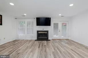 9681 Dutchman Dr, Lorton, VA 22079 - Photo 37