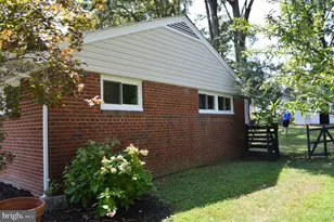 7503 Havelock St, Springfield, VA 22150 - Photo 9