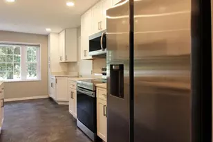 6211 Duntley Ct, Springfield, VA 22152 - Photo 9