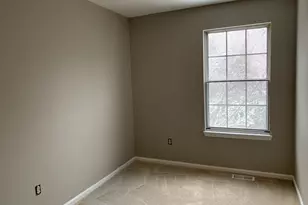6327 Prince Way, Centreville, VA 20120 - Photo 9