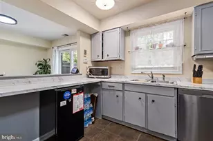 8210 Carrleigh Pkwy, Springfield, VA 22152 - Photo 11