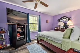 8210 Carrleigh Pkwy, Springfield, VA 22152 - Photo 15