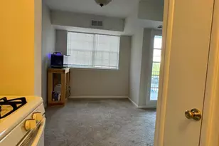 7093 Spring Garden Dr, Springfield, VA 22150 - Photo 7