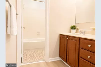8425 Blevins Way Court, Vienna, VA 22182 - Photo 9