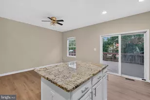 13227 Rolling Plains Ct, Herndon, VA 20171 - Photo 13