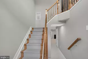 13227 Rolling Plains Ct, Herndon, VA 20171 - Photo 3