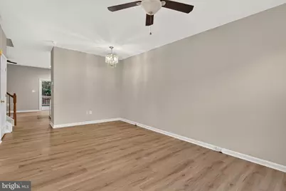 13227 Rolling Plains Court, Herndon, VA 20171 - Photo 7