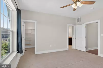 5128 Ridgeview Retreat Drive, Chantilly, VA 20151 - Photo 27