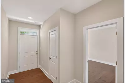 5128 Ridgeview Retreat Drive, Chantilly, VA 20151 - Photo 7