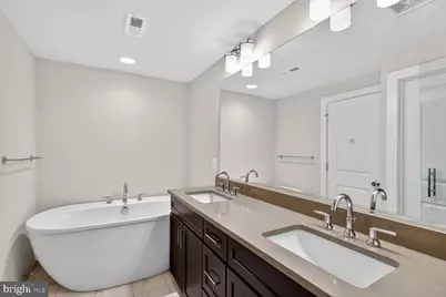 5128 Ridgeview Retreat Drive, Chantilly, VA 20151 - Photo 25