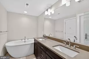 5128 Ridgeview Retreat Dr, Chantilly, VA 20151 - Photo 25
