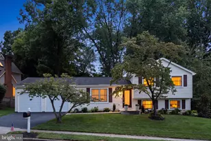13742 Cabells Mill Dr, Centreville, VA 20120 - Photo 1