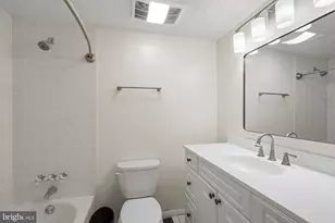 13742 Cabells Mill Dr, Centreville, VA 20120 - Photo 21