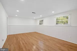 13742 Cabells Mill Dr, Centreville, VA 20120 - Photo 23