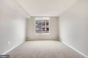 2726 Gallows Rd, Vienna, VA 22180 - Photo 15