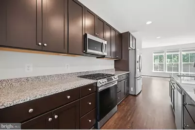 5179 Ridgeview Retreat Drive, Chantilly, VA 20151 - Photo 9