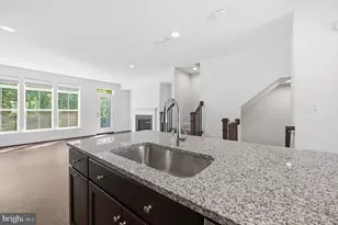 5179 Ridgeview Retreat Dr, Chantilly, VA 20151 - Photo 15