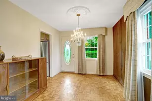 4902 Ravensworth Rd, Annandale, VA 22003 - Photo 13