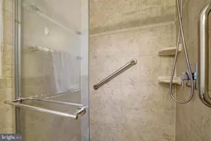 4902 Ravensworth Rd, Annandale, VA 22003 - Photo 25