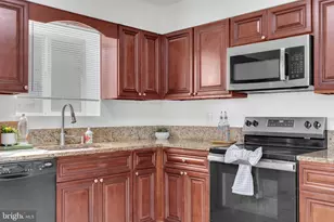 13311 Rowles Pl, Herndon, VA 20170 - Photo 13