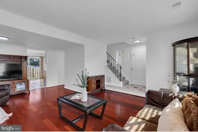 13311 Rowles Place, Herndon, VA 20170 - Photo 9