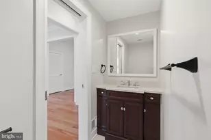 12304 Popes Head Rd, Fairfax, VA 22030 - Photo 15