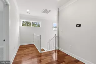 12304 Popes Head Rd, Fairfax, VA 22030 - Photo 17