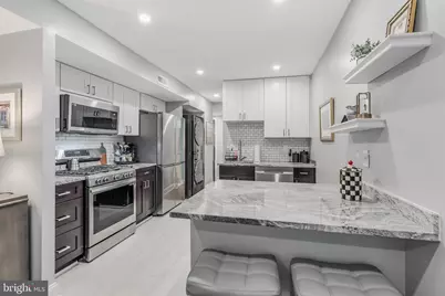 2055 Royal Fern Court #1B, Reston, VA 20191 - Photo 5