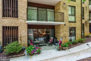 2055 Royal Fern Ct, Reston, VA 20191 - Photo 37