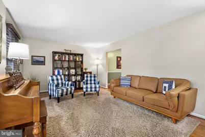 5804 Oak Moss Terrace, Burke, VA 22015 - Photo 5