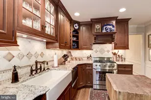 3028 Meeting St, Falls Church, VA 22044 - Photo 7