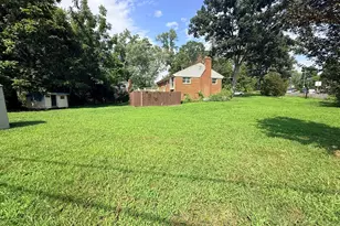 3310 Brush Dr, Falls Church, VA 22042 - Photo 3